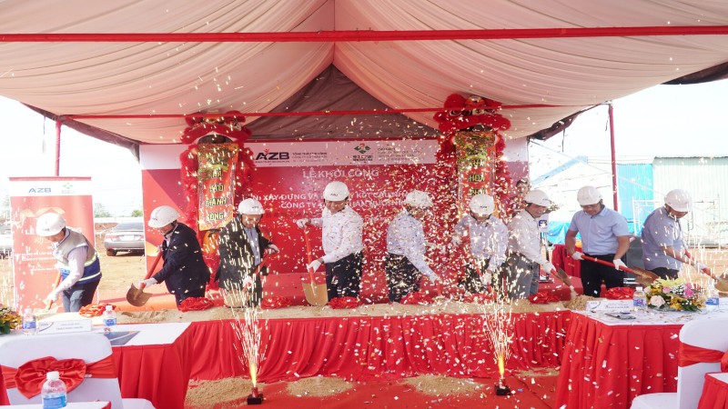 AZB khởi công dự án xây dựng và lắp đặt kết cấu thép nhà máy cám công ty TNHH chăn nuôi New Hope Bình Phước