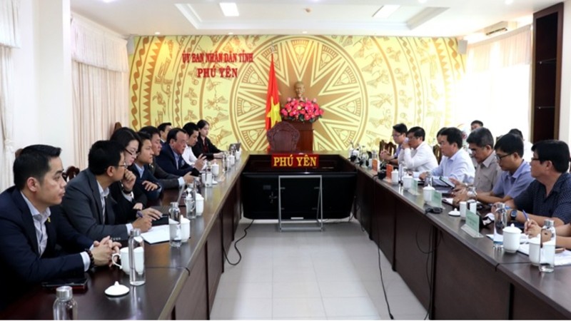 Lãnh đạo tỉnh làm việc với Tập đoàn Tân Hoàng Minh