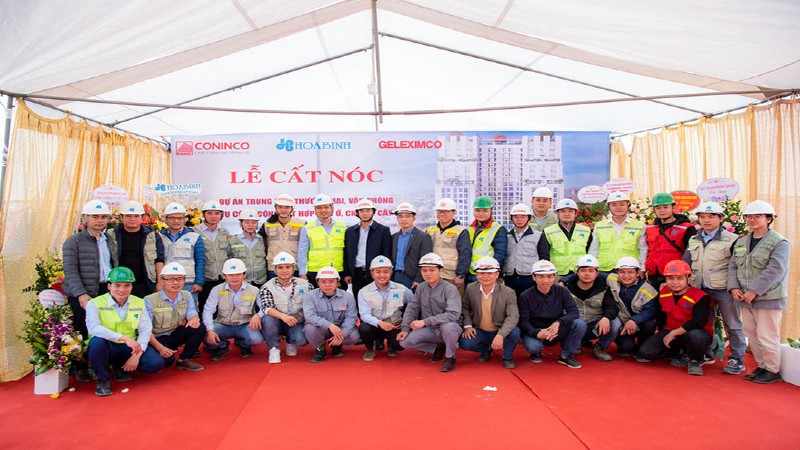 Hòa Bình cất nóc vượt tiến độ dự án Geleximco Southern Star