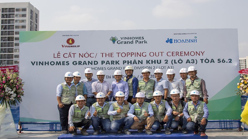 Cất nóc tòa S6.2 và S6.3 Phân khu 2, Vinhomes Grand Park vượt tiến độ