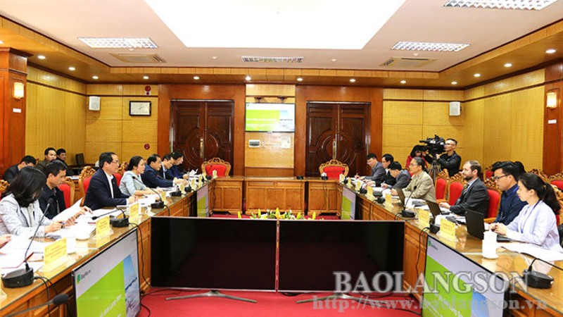 Lãnh đạo UBND tỉnh làm việc với Công ty TNHH BayWar.e. Wind Projecs Việt Nam