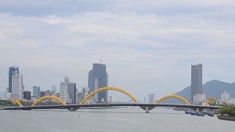 Danang promotes investment in string of big projects