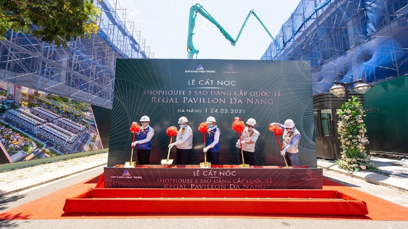 Regal Pavillon – Chuỗi shophouse 5 sao giữa trung tâm Đà Nẵng cất nóc chỉ sau 2 tháng khởi công