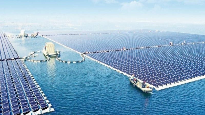 Vietnam’s Ca Mau province launches trial project for solar power at sea