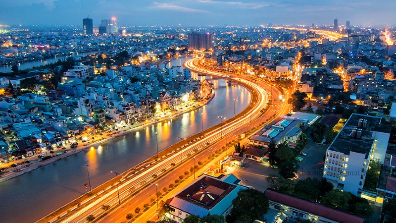 Tiếp nhà đầu tư tìm hiểu vị trí thực hiện dự án về logistics