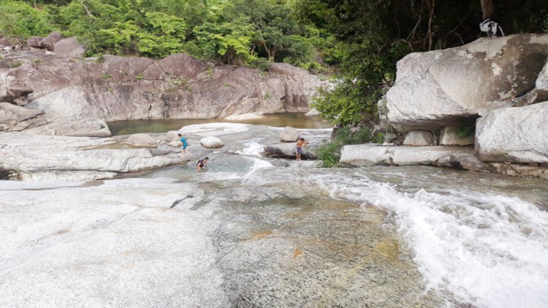 Đề xuất đầu tư Trang trại Bò gần Khu du lịch sinh thái Thạch Bích: Cần thận trọng về môi trường!