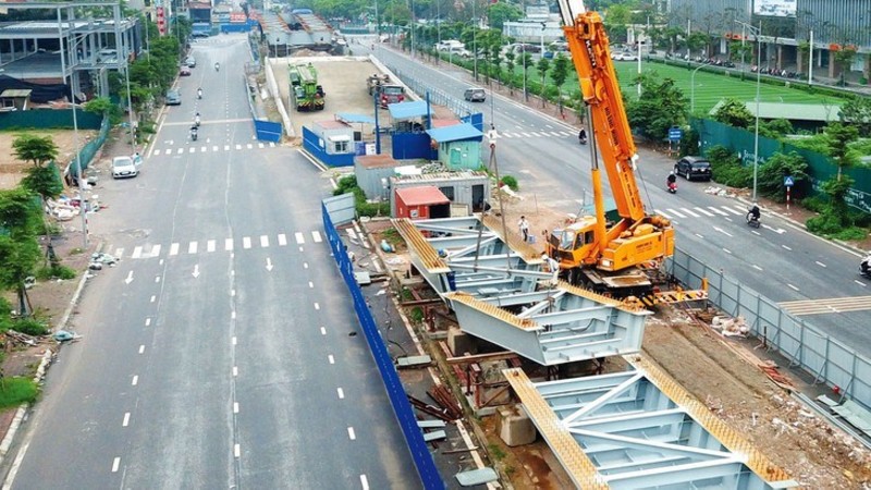 Nhiều công trình xây dựng tại TP.HCM giãn tiến độ vì giá vật liệu