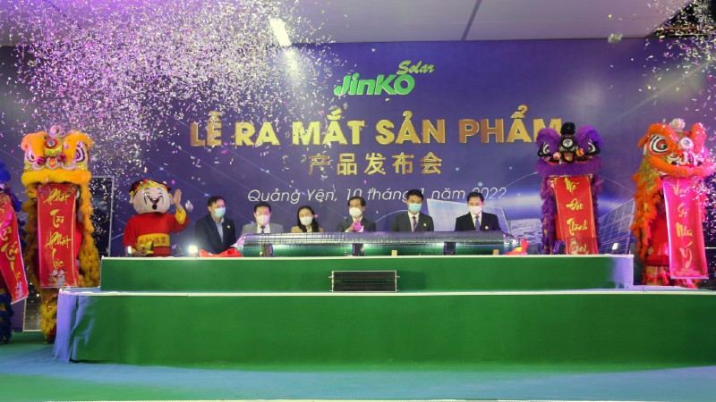 Lễ khởi động sản xuất và ra mắt sản phẩm dự án công nghệ tấm silic Jinko Solar Việt Nam