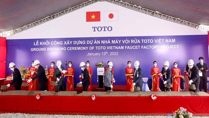 Khởi công xây dựng nhà máy vòi rửa TOTO Việt Nam