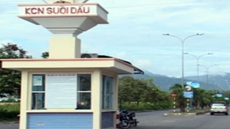 Các khu công nghiệp và Khu Kinh tế Vân Phong: Đã thu hút được 211 dự án đầu tư