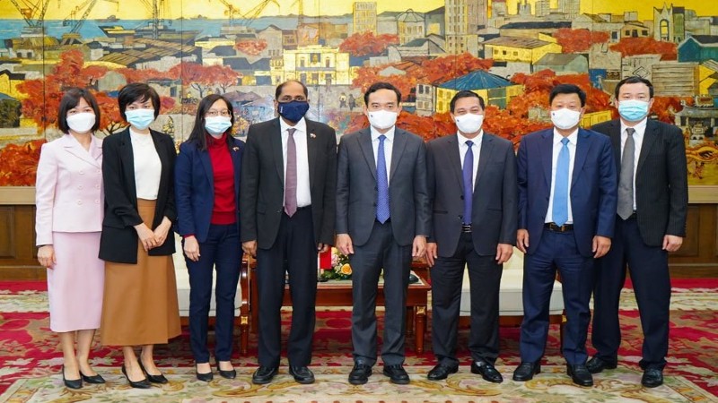 Bí thư Thành ủy Trần Lưu Quang tiếp xã giao Đoàn Đại sứ quán Singapore tại Việt Nam