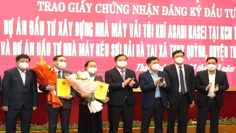 Thái Bình trao giấy chứng nhận đầu tư dự án tổng vốn gần 3.300 tỷ đồng