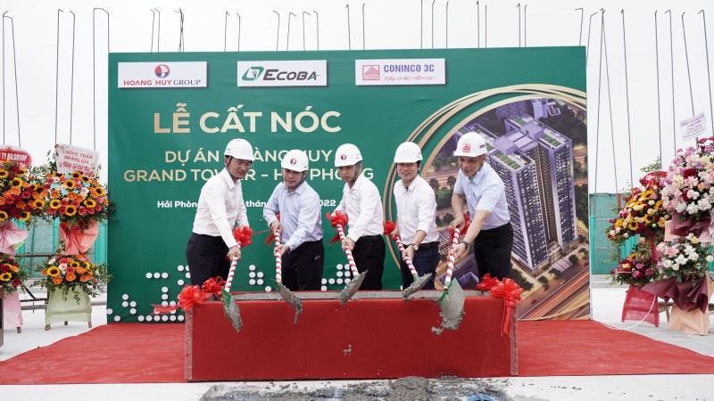 Dự án Hoàng Huy Grand Tower cất nóc đúng tiến độ