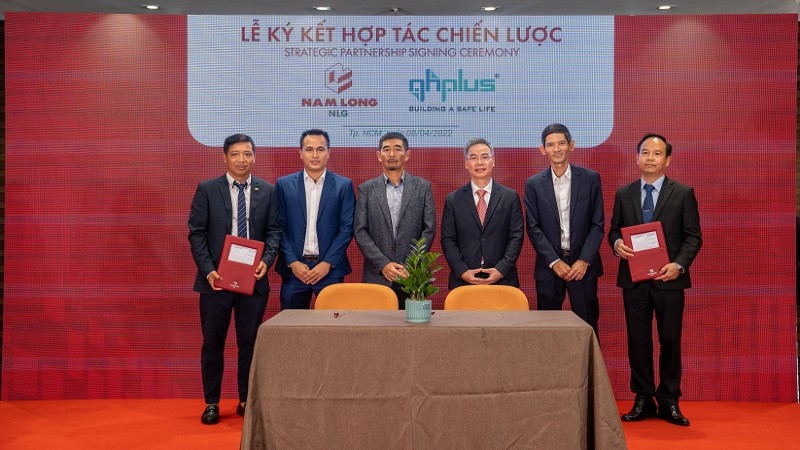 Lễ ký kết hợp tác giữa Nam Long và tập đoàn QH Plus về cung ứng vật liệu