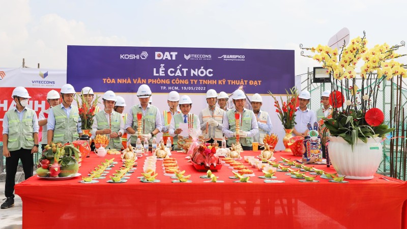 Viteccons cất nóc dự án “tòa nhà văn phòng Công ty TNHH Kỹ Thuật Đạt”