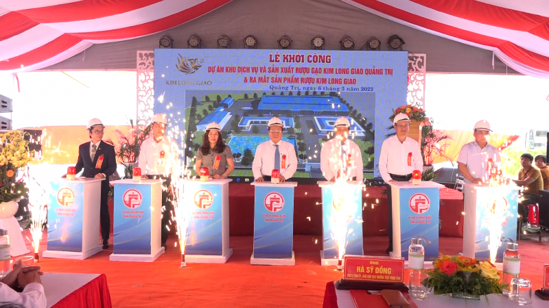 Khởi công dự án Khu dịch vụ và sản xuất rượu gạo Kim Long Giao.