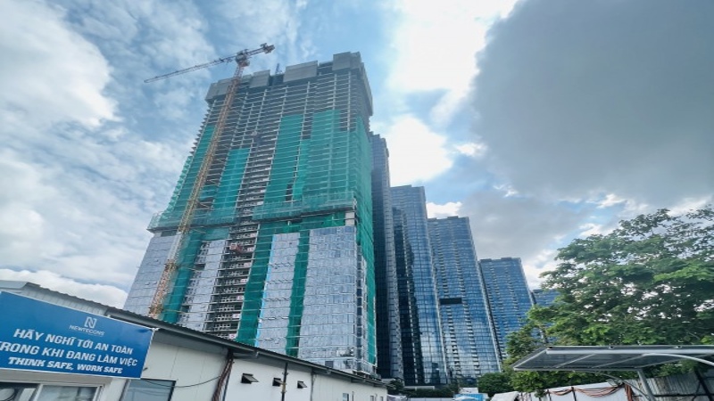 Cất nóc dự án hàng hiệu lớn nhất thế giới