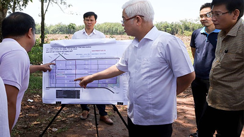 Quyết liệt đẩy nhanh tiến độ xây dựng Khu công nghiệp Việt Nam – Singapore III