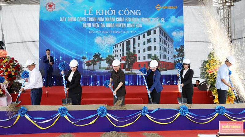 Sun Group tài trợ 50 tỷ đồng xây nhà khám chữa bệnh tại Bệnh viện Đa khoa Định Hóa