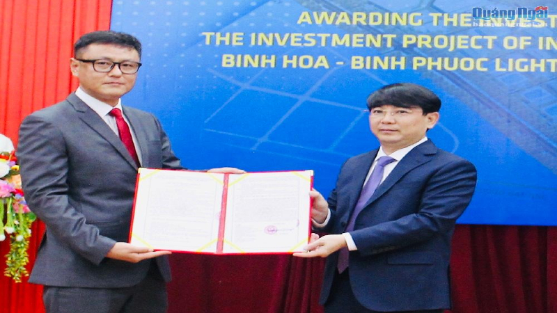 Quảng Ngãi trao chứng nhận đầu tư dự án khu công nghiệp gần 1.300 tỷ đồng