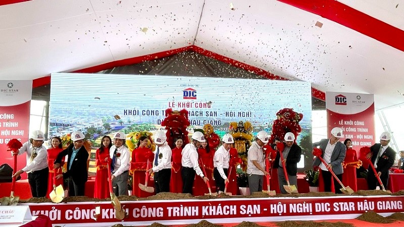 Khởi công khách sạn 5 sao – Khu dân cư thương mại Vị Thanh