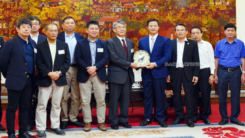 Phó Chủ tịch Thường trực UBND tỉnh tiếp và làm việc với Trung tâm Xúc tiến Công nghiệp tỉnh Kanagawa
