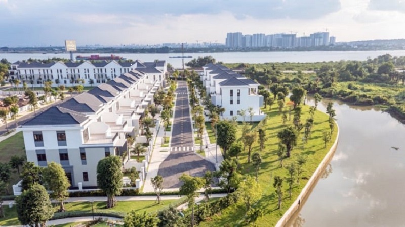 Doanh nghiệp xây dựng, BĐS tái cấu trúc mạnh mẽ: Khởi động lại nhiều dự án lớn, lấn sân nhà ở xã hội
