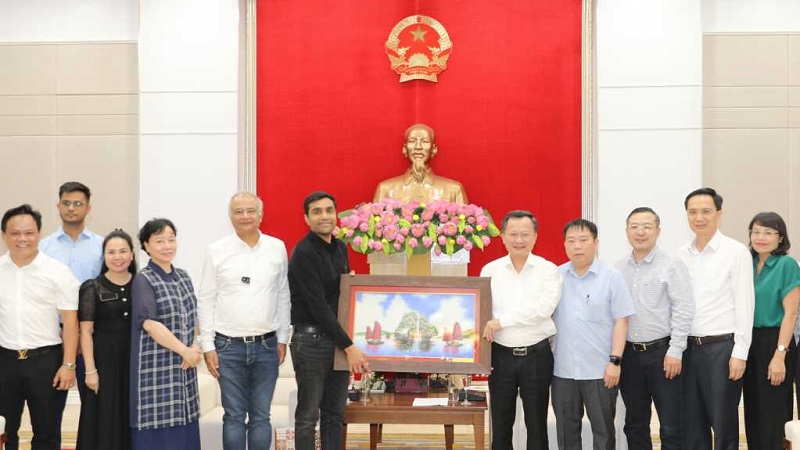 Quyền Chủ tịch UBND tỉnh tiếp nhà đầu tư Ấn Độ