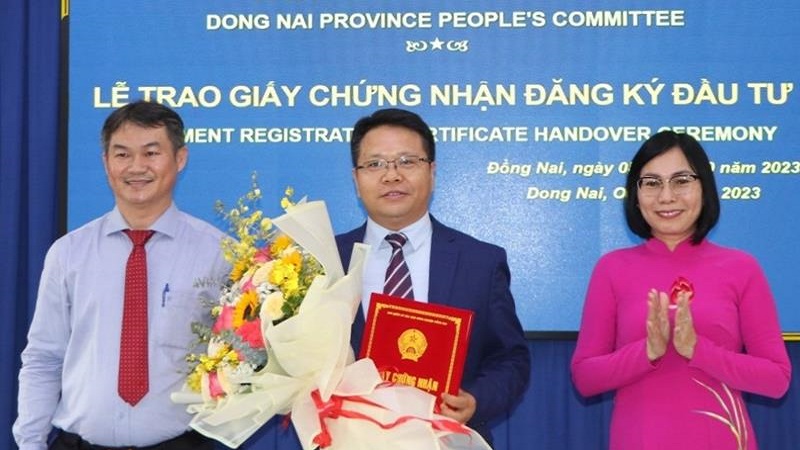 Đồng Nai: Trao chứng nhận đăng kí đầu tư cho 3 dự án FDI