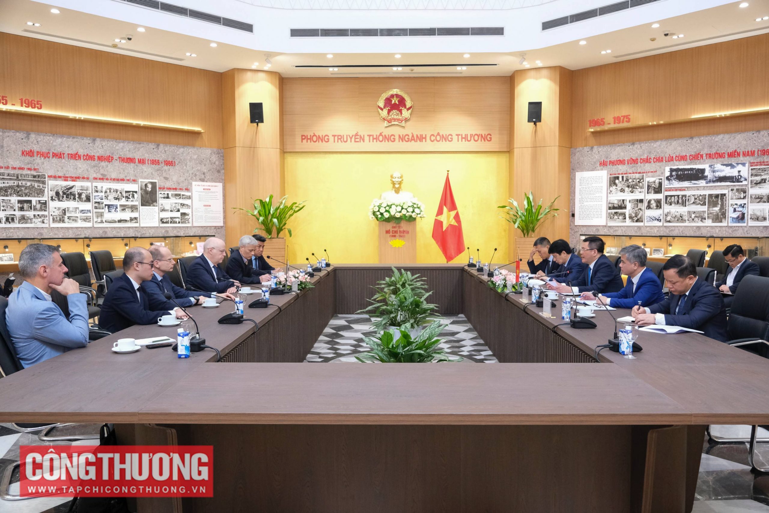 Tập đoàn năng lượng Phần Lan muốn đầu tư dự án điện linh hoạt tại Ninh Bình