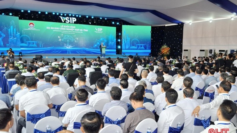 Sáng nay, diễn ra lễ khởi công dự án VSIP Hà Tĩnh