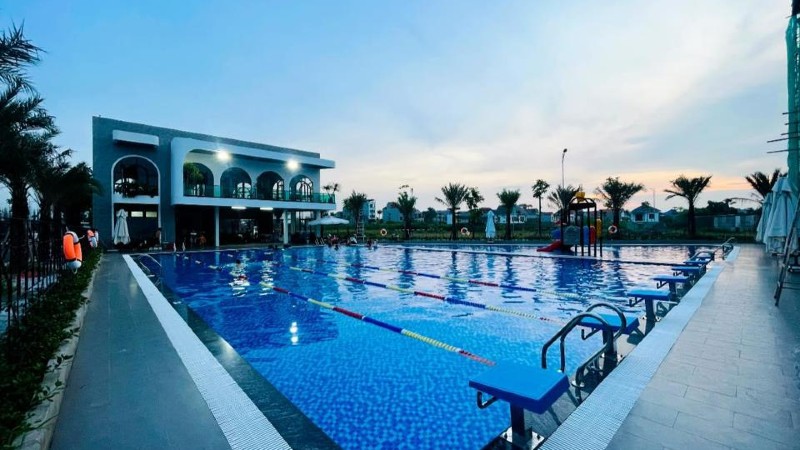 Dự án có bể bơi 500m2 thu hút hàng trăm cư dân trải nghiệm mỗi ngày