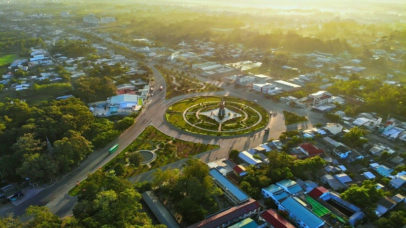 Tỉnh vùng ĐBSCL nhảy vọt 27 bậc về tăng trưởng GRDP, kêu gọi đầu tư khách sạn 5 sao để hút khách quốc tế