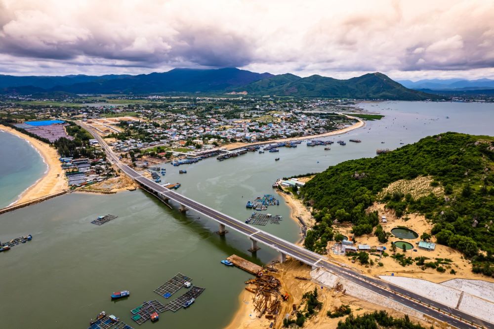 Bình Định đẩy nhanh tiến độ triển khai thực hiện dự án Đầu tư xây dựng Bến cảng Phù Mỹ – Giai đoạn 1