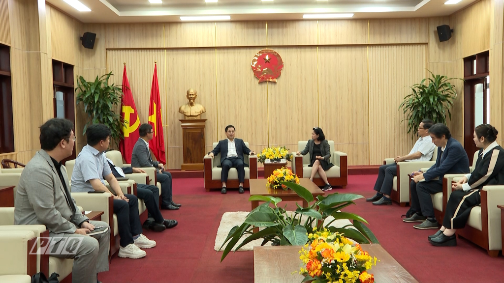 Chủ tịch UBND tỉnh Nguyễn Hoàng Giang tiếp đoàn các doanh nghiệp Hàn Quốc￼