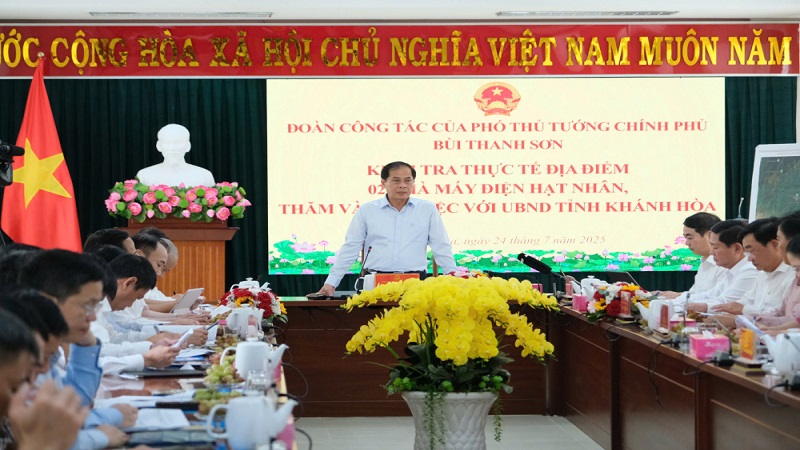 Phó Thủ tướng Bùi Thanh Sơn làm việc với tỉnh Khánh Hòa về các nhà máy điện hạt nhân