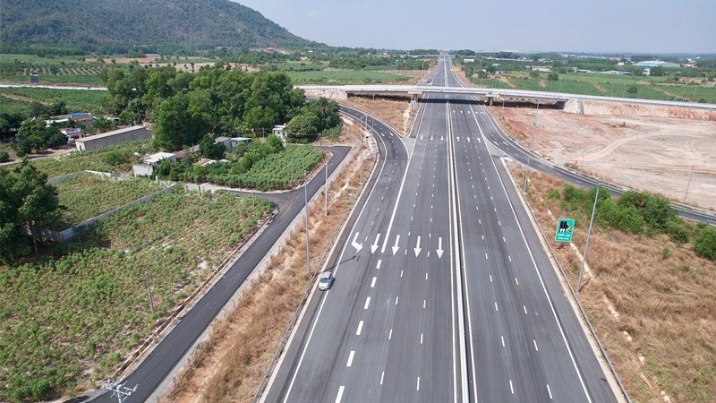 Cao tốc Biên Hòa – Vũng Tàu 21.000 tỷ đồng thông xe tạm các nút giao trọng yếu