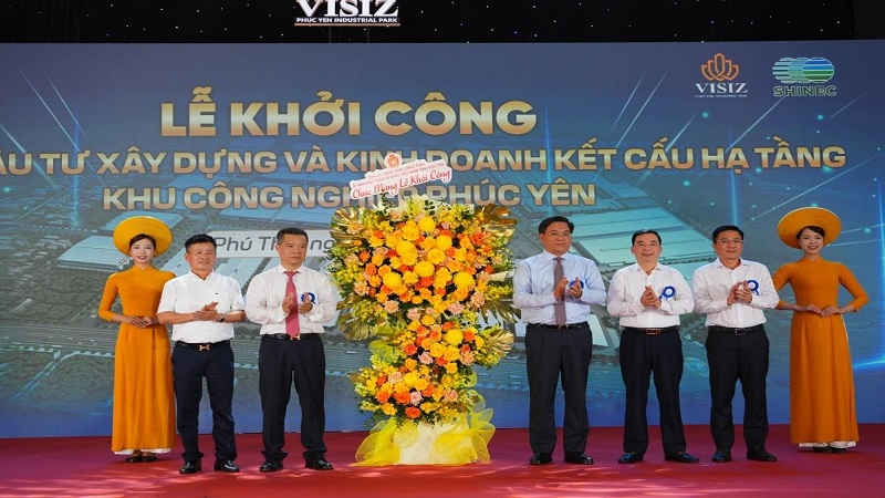 Khởi công khu công nghiệp gần 2.000 tỉ đồng ở Phú Thọ.