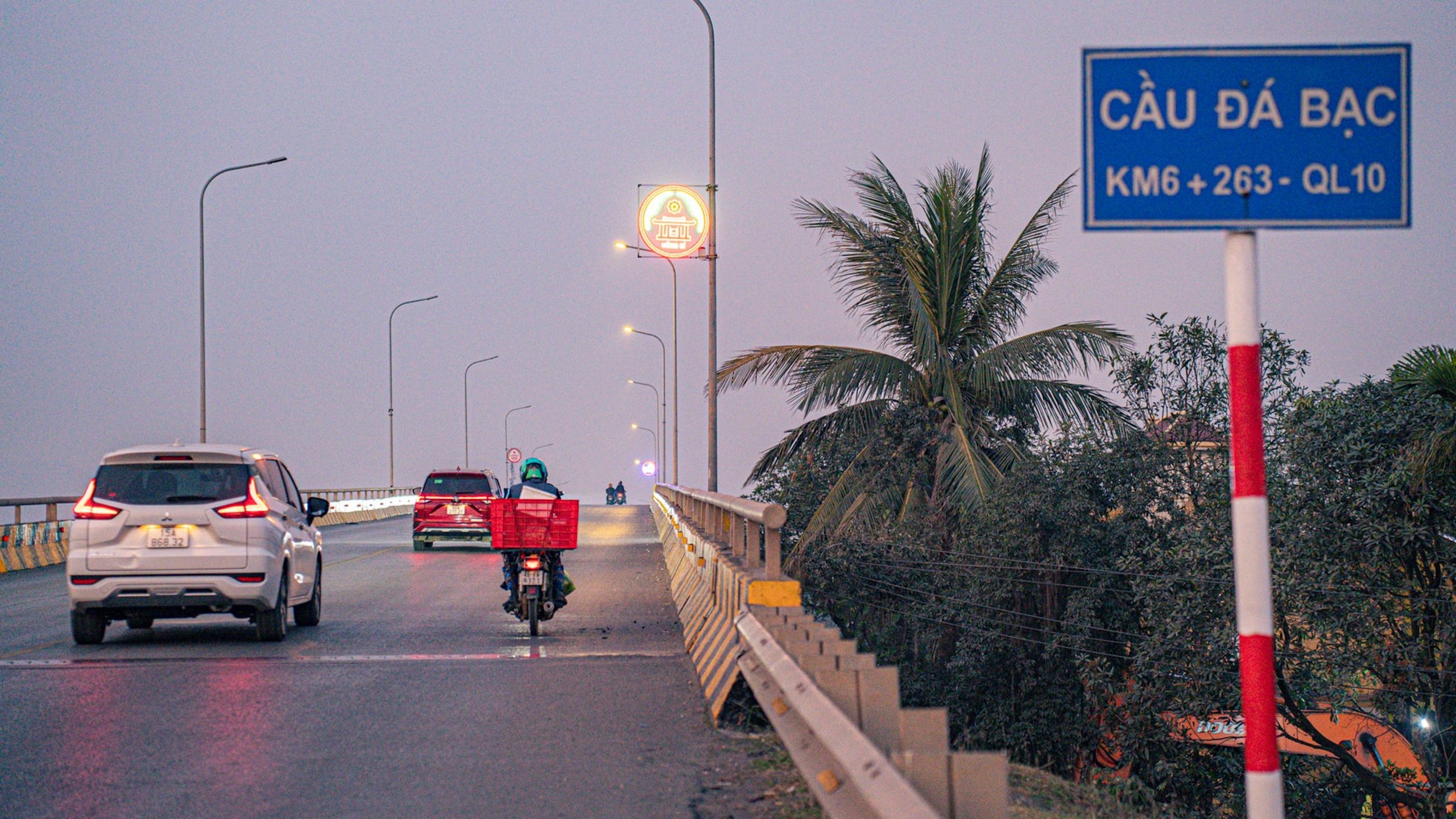 Cây cầu dài 520m kết nối Quảng Ninh với thành phố nhỏ nhất Việt Nam sắp được ‘lên đời’